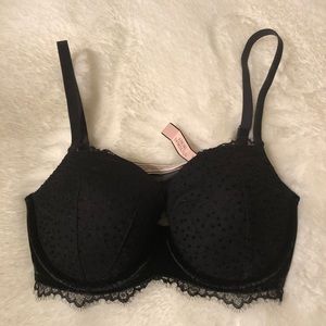 Nwt Victoria’s Secret dream angels lined Demi bra